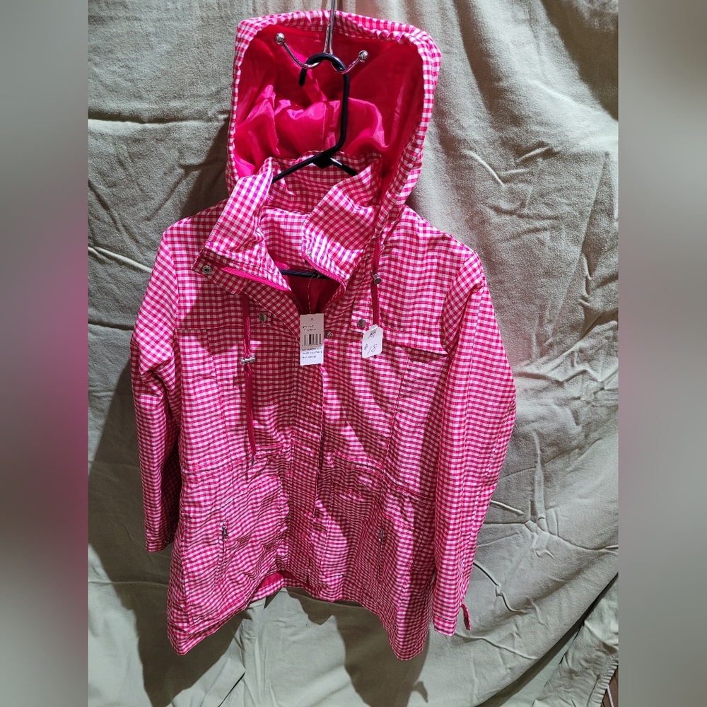 checkered zip up